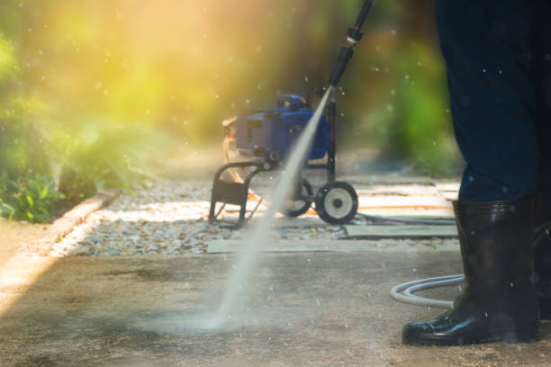Playground Equipment Cleaning in River Park, FL